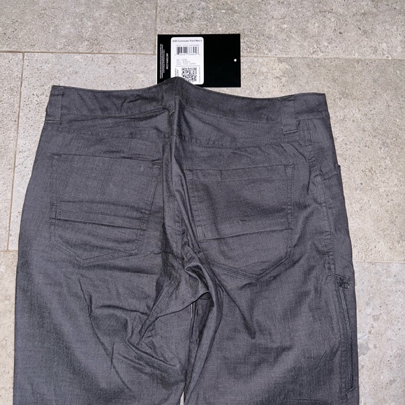 Men’s Arc’teryx A2B pants (32x32) 2 pairs - Picture 4 of 6